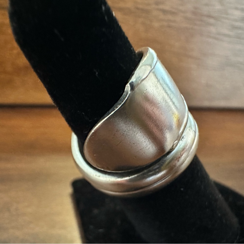 Wrap Spoon Ring - Picture 4 of 15